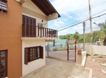 Casa · 258m² · 4 Quartos · 3 Vagas · CASA EM ÓTIMA LOCALIZAÇÃO COM 4 DORMITÓRIOS E 3 VAGAS DE GARAGEM