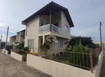 Casa · 77m² · 2 Quartos · 2 Vagas · Duplex de esquina, 02 dormitórios e pátio no Bairro Ana Nery