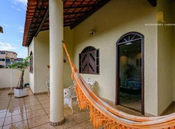 373758d311a18afd3535dd041327d140f65a7055 · Casa com terraço gourmet, churrasqueira e hidromassagem no Guará
