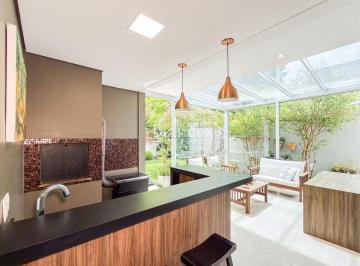 Casa · 263m² · 4 Quartos · 4 Vagas · Casa no Vista Alegre, 4 quartos, área gourmet e am