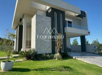 Casa · 297m² · 5 Quartos · 2 Vagas · Sobrado Semi-Mobiliado Reservas do Lago