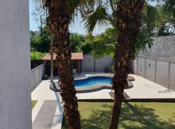 Casa de 3 quartos, Caraguatatuba · Casa com 3 quartos e à venda em Massaguaçu Caraguatatuba