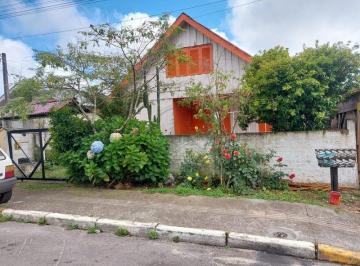 Casa · Casa em Madeira à VENDA em Canela