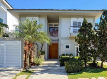 Casa · 5 Quartos · 4 Vagas · Villa Prata - Sofisticação Descomplicada para Quem Valoriza Viver Bem no Jardim Acapulco