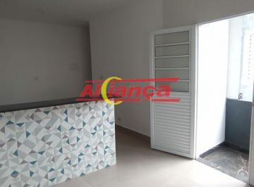 Casa · 60m² · 2 Quartos · 1 Vaga · Casa com 60m² à locação, 2 quartos, 1 vaga, na Vila São Rafael - Guarullhos/SP Por R$ 2.200