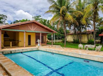 Casa · 487m² · 5 Quartos · O que faz mais sentido para você: reformar uma casa ou reinventar um endereço?