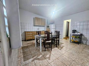 Casa · 131m² · 4 Quartos · 
                                Abadia central: duas casas no mesmo lote com excelente potencial
  