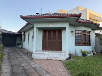 Casa · 209m² · 3 Quartos · 2 Vagas · 
                                Casa plana
                            