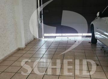 Casa · 177m² · 3 Quartos · 3 Vagas · Casa de 3 quartos e 2 vagas à venda na Vila Santa Catarina