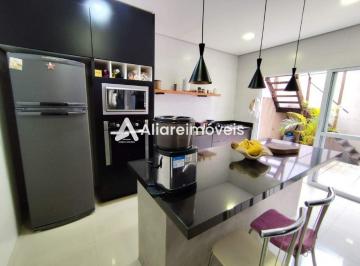 Casa · 506m² · 6 Quartos · 4 Vagas · Casa c/ 6 quartos, e 4 vagas, 506m², à venda, no bairro Mooca, por 1.200.000,00