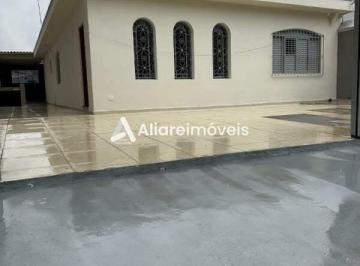 Casa · 240m² · 3 Quartos · 5 Vagas · Casa c/ 3 quartos, 1 suíte e 5 vagas, 240m², à venda, no bairro Jardim Brasília (Zona Leste), por 85
