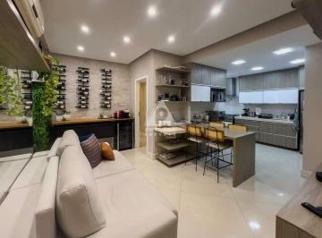 Apartamento · 68m² · 2 Quartos · 2 quartos todo reformado