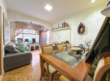 Casa · 218m² · 4 Quartos · 3 Vagas · Casa térrea com 04 dormitórios à venda ou locação, 250m² no Centro - São Bernardo do Campo/SP