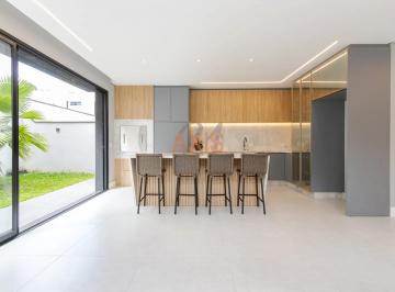 Casa · 290m² · 3 Quartos · 4 Vagas · Casa de 3 Suítes à  Venda no Condomínio Green Garden | São João Curitiba