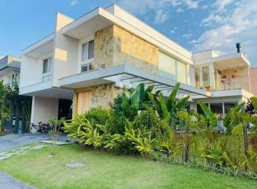 sc-florianopolis-campeche-rua-do-gramal-casa-sobrado-em-condominio-a-venda-5-quartos-69c19573-2-17774073845496.webp · Casa em condomínio com 5 suítes à venda no Campeche, Florianópolis