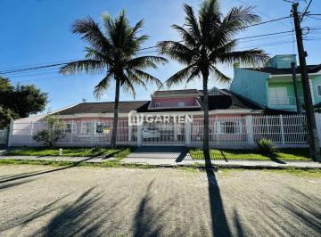Casa · 352m² · 4 Quartos · 5 Vagas · Sobrado Quadra Mar no Balneário Betaras