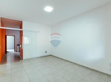Casa · 139m² · 2 Quartos · 3 Vagas · Casa terrea em Varzea Paulista, com 2 dormitorios sendo uma suit, 2 banheiro. S.P