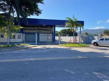 6147bcaee4c73c79cb324feb202a83ca3d6bcc97 · Galpão Comercial para Alugar no bairro Carianos, em Florianópolis.