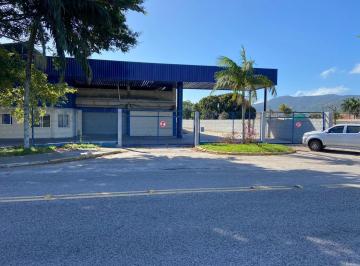 bd40400469a908d87800a6b87fbe15557780381a · Galpão Comercial para Alugar no bairro Carianos, em Florianópolis.