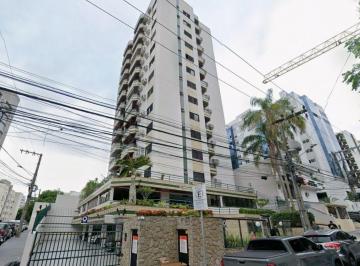 0dec177103abac9538cdd6894452de36d6d08544 · Apartamento com 3 quartos próximo ao Colégio Catarinense - Bairro Centro, em Florianópolis.