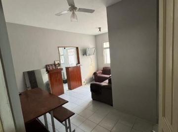 Apartamento · 65m² · 2 Quartos · 1 Vaga · Ótimo Negócio! Apenas 200 Metros da Praia Enseada.