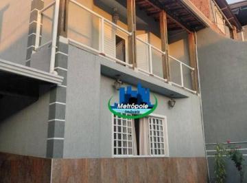 7caf451fe1aa68be5d552ced8c05ecd09b6c746e · Excelente sobrado a venda com quatro dormitórios sendo uma suíte, cozinha americana, sala de estar,