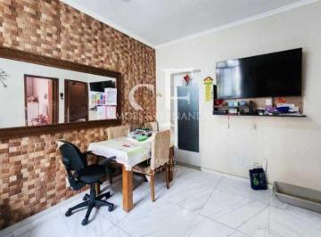 Casa · 42m² · 2 Quartos · São Cristóvão - Campo de São Cristóvão -  Apartamento tipo casa 2 quartos sendo