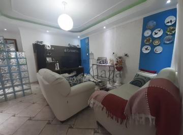 Casa · 241m² · 3 Quartos · 4 Vagas · Casa Térrea em São José dos Campos