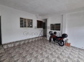 Casa · 140m² · 6 Quartos · 3 Vagas · Sobrado - Dom Pedro I - 2 Dormitórios - 140m2 - Analisa Permuta.