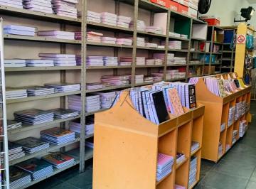 Comercial · 50m² · Fundo de Comercio - Papelaria - Jardim Motorama - 50m².