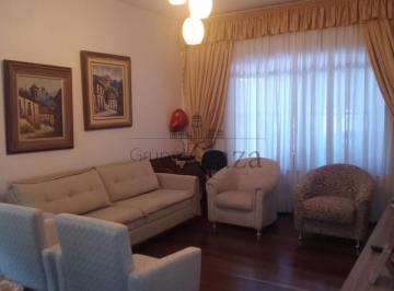 Casa · 500m² · 5 Quartos · 5 Vagas · Casa - Sobrado- Bosque dos Eucaliptos - 5 Dormitórios - 325m².