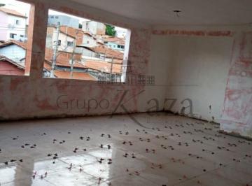 Comercial · 200m² · 4 Vagas · Salas comerciais em finalização - 228m² sendo 4 salas com 1 banheiro cada - Aceita Permuta