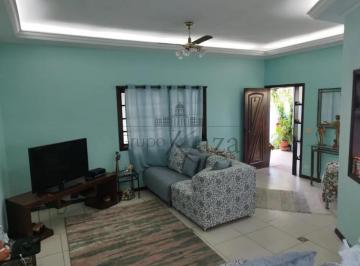 Casa · 250m² · 3 Quartos · 2 Vagas · Casa - Jardim Siesta - Jacareí - 3 Dormitórios - 200m² - Aceita Permuta.