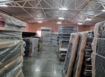 Comercial · 260m² · Galpão Comercial - Vila das Flores - 367m².