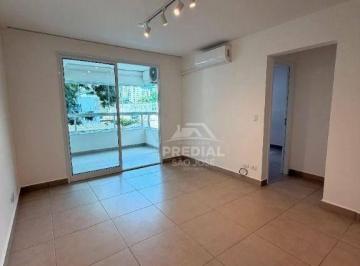 0a47d815d67aedbd4a3f672b8d79afd06b8edf0d · Apartamento novo de 1 dormitório com ambientes planejados, varanda envidraçada e vista para praça no