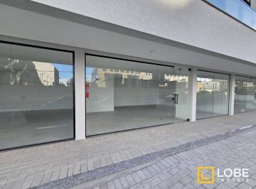 b4e25ec60f17fc711d90b17d56691ca9c8e12186 · Sala comercial próximo da Vila Germânica!