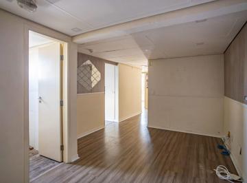 Comercial · 90m² · Sala comercial na Rua Doutor César, N. 72 - sala 42 • 90 m²