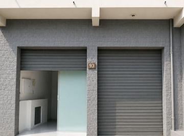 Comercial · 60m² · 2 Vagas · Loja na Rua Esplanada, N. 93 - Térreo • 60 m²