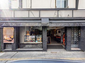 Comercial · 150m² · Loja na Rua Tijuco Preto, 183 • 150 m²