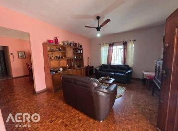 6c13904db67328d82654cbe221cc5eb4c3e5fe44 · Casa Ja Maramba com 4 dormitórios, 3 salas