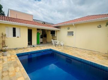 Casa de 4 quartos, Indaiatuba · Casa com 200 m² e 4 quartos à venda em Jardim Esplanada