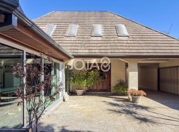 Casa · 330m² · 3 Quartos · 4 Vagas · Casa à venda - em Vista Alegre