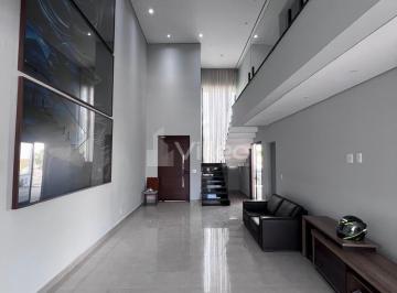 Casa · 260m² · 3 Quartos · 4 Vagas · Sobrado de Alto Padrão com Piscina e Espaço Gourmet