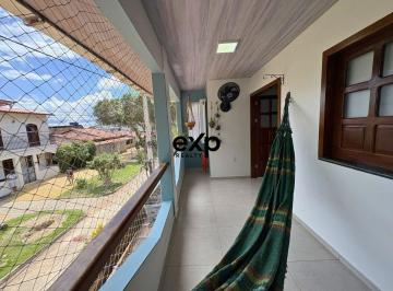 Casa · 89m² · 2 Quartos · Casa para morar 2/4 , varanda próximo a praia - Gamboa do Morro