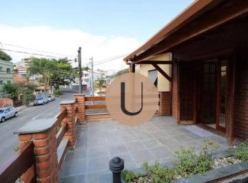 893ad67d0205656fdc6941be0eb8e82a952c6418 · Casa ampla na Vila Romana com 274 m2, 4 quartos, 2 suítes, escritório, salão de festas e quintal com