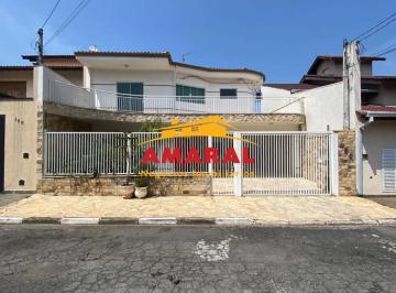 Casa · 300m² · 1 Quarto · 4 Vagas · Sobrado a venda condomínio Altos de Suzano, aceita financiamento.