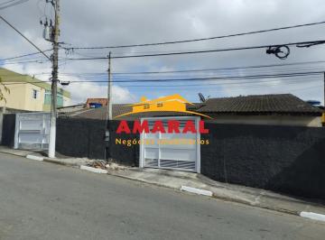 Casa · 17m² · 3 Quartos · 3 Vagas · Sua Nova Casa no Parque Santa Rosa: Conforto e Conveniência em Suzano!