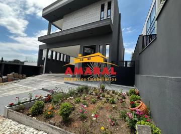 Casa · 340m² · 4 Quartos · 5 Vagas · Sobrado a venda no Condomínio Granja Anita