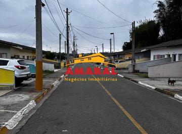 Casa · 45m² · 2 Quartos · 2 Vagas · Casa para venda em Suzano em condomínio fechado.