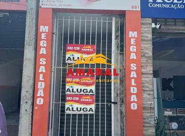 Comercial · 15m² · 1 Vaga · Salão comercial, para locação Centro.